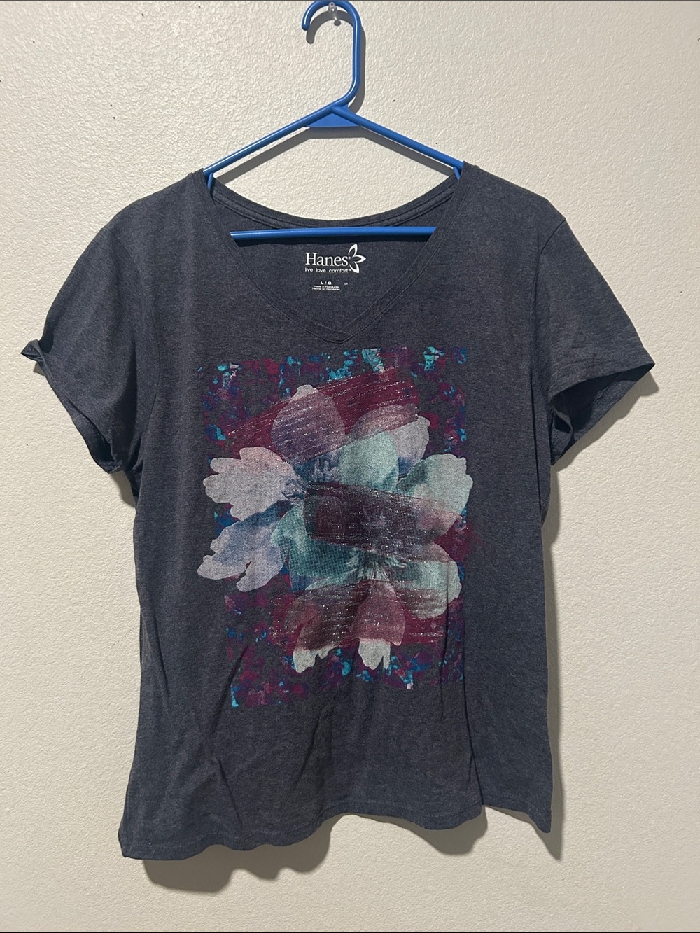 Hanes Women’s Charcoal V-Neck Floral Brushstroke Tee